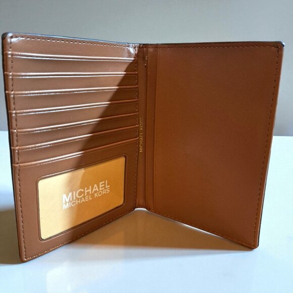Michael Kors Women's Brown/Red/Pink Logo Bedford Medium Passport Wallet NWOT - Picture 4 of 11